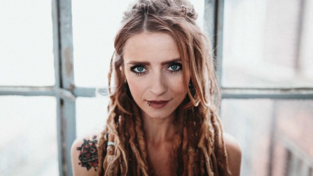 Sarah Lesch